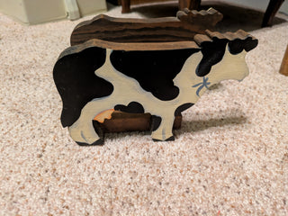 vintage wooden cow napkin holder