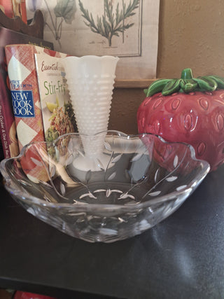 Mikasa Autumn Vine Serving Bowl
