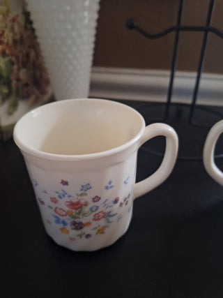 Vintage Victoria Arcopal Floral Swirl Milk Glass Mug