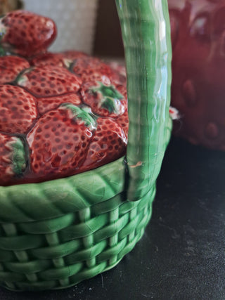Vintage Green Basket of Strawberries covered dish- AS IS