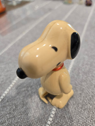 Vtg Wind-Up Snoopy Toy 1958-1966 (works)
