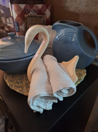 Vintage Ceramic Cream Swan Towel Holder
