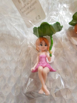Mini Car Fairies Sitting W/Leaf Umbrella