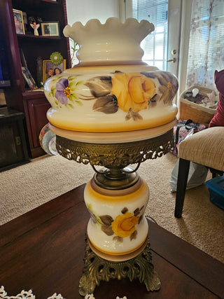 Vintage 70s Gone with The Wind Floral Glass Shade