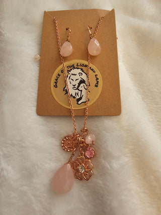 Charm Gen Stone Necklace