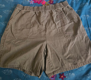 Kauki Green Shorts size 12