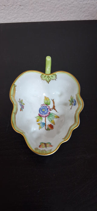 Herend Queen Vitoria Leaf Trinket Bowl (T)