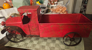 AD. The Gerson Companies Holiday Antique Truck
