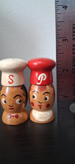 Wooden Salt and Pepper Shakers SET/2 (P)