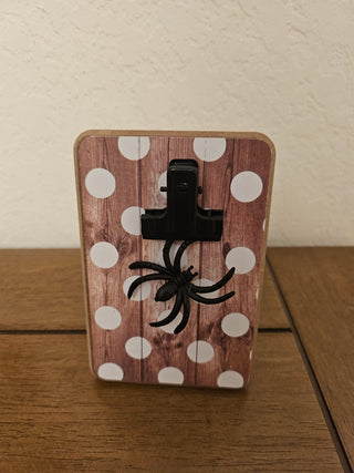 Small Polka Dot Frame w/ Spider