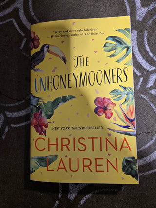 The Unhoneymooners by Christina Lauren GR MTS