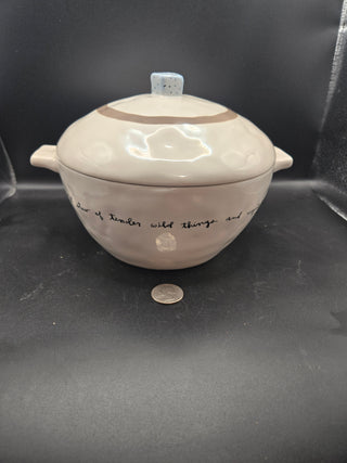 VNT 2003 Rae Dunn Soup Tureen