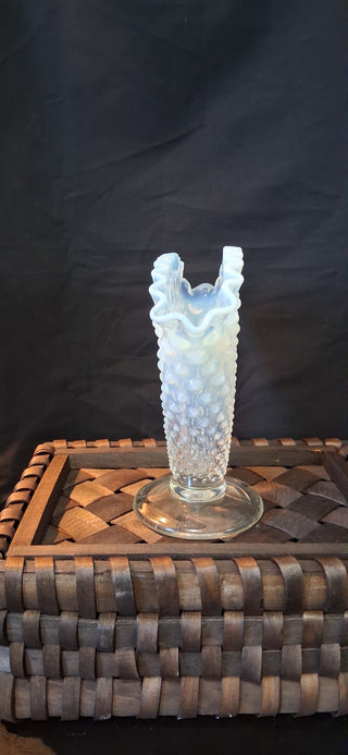 Vintage Fenton Hobnail Fan Vase (P)