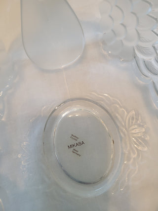 Vintage Mikasa Frosted Crystal Bowl w/Swan Handles
