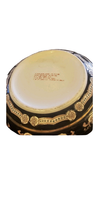 vtg. 7 in Macau hand painted lidded bowl