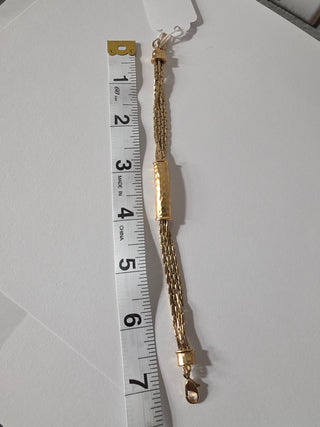 Vintage gold tone Napier bracelet 7"