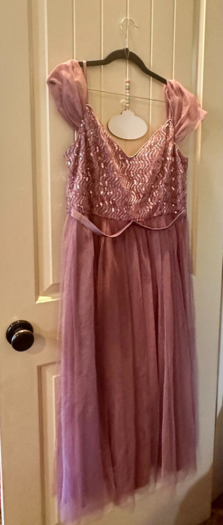 Ever PrettyWomen's dress - Sweetheart Shoulder w/sequins sz 16 RCD