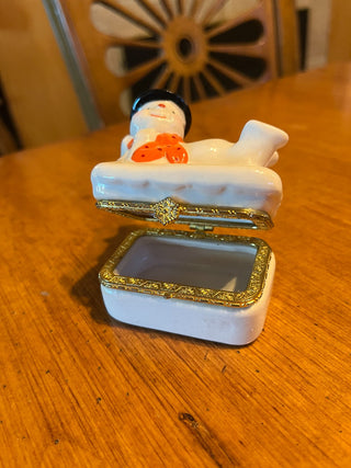 Vintage Porcelain Laying Snowman Hinged Trinket Box RSV|123692