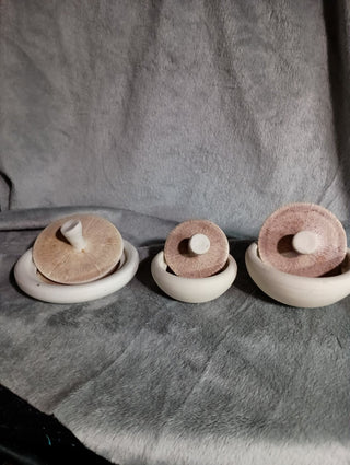 3 muchroom trinket bowls rsv ( set of 3 tops/3 stems)