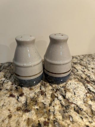Olive Oil & Vinegar Cruet Set with Wooden Holder, 6 Piece Set   MTS|99611