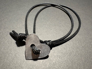 black bracelet with metal heart RSV|87352