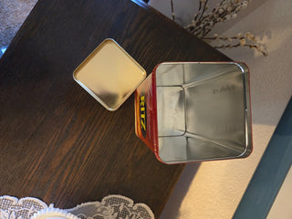 1986 Limited Edition Ritz Cracker Tin, RCD
