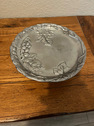 Aurthr Court Pewter Raised Tray|109272