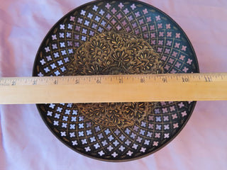Metal brass bowl w/cutout design MTS|93560