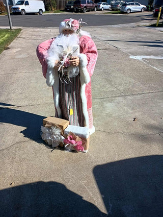 extra large Santa with 3 box presents ( total 4 items) rsv