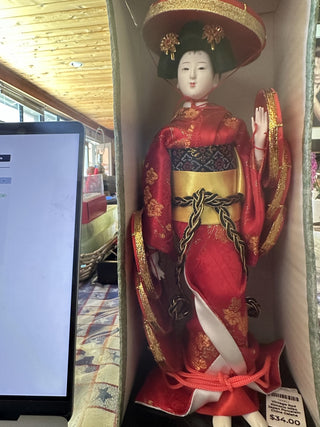 Vintage Red Kimono Miko Japan Porcelain China Geisha Girl  Doll #62 VV MTS|97395