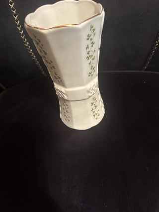 St. Patrick's Lovely Vase by Royal Tara Made for Blarney Wollen Mills-bone China #62 VV MTS