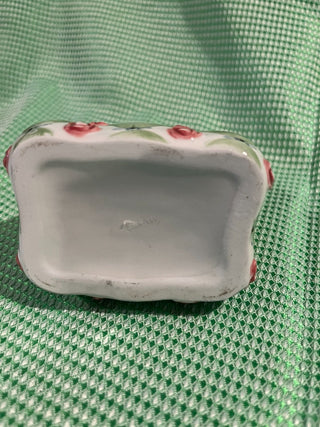 Pink Rose Yellow/Green Trinket or Pill Box. RSV