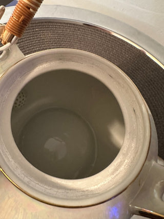 Teapot Lusterware Red Posies MTS|102190