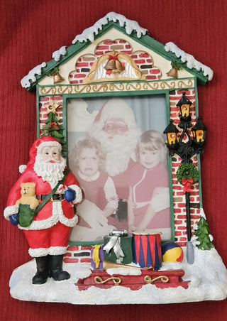 Light Up 5'x7' Christmas Photo Frame, Twinkle, 2AA batteries included, Resin, RSV|121013