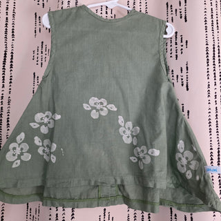 SALE - Girl's - Green Linen/Cotton Batik Top (4)