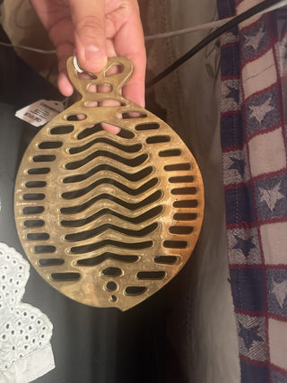 Vintage Openwork Brass Low profile Wavy Fish Trivet hot plate #63 VV MTS|114997