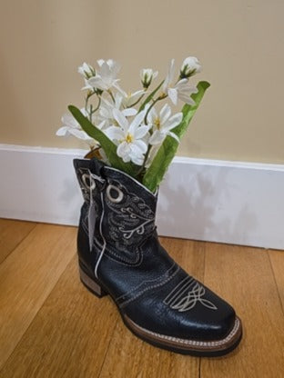 RF Kids Sz 2.5 Leather Potrillo Cowboy Boots