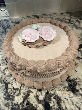 Faux Round Iced Cake with Roses RCD|75735