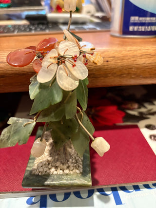 Vtg. handmade Carved Jade/hardstone Flower Bonsai Tree 6"
