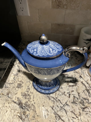 Vintage European Bombay Coffee/Teapot w/Platinum Silver Trim RCD|121516