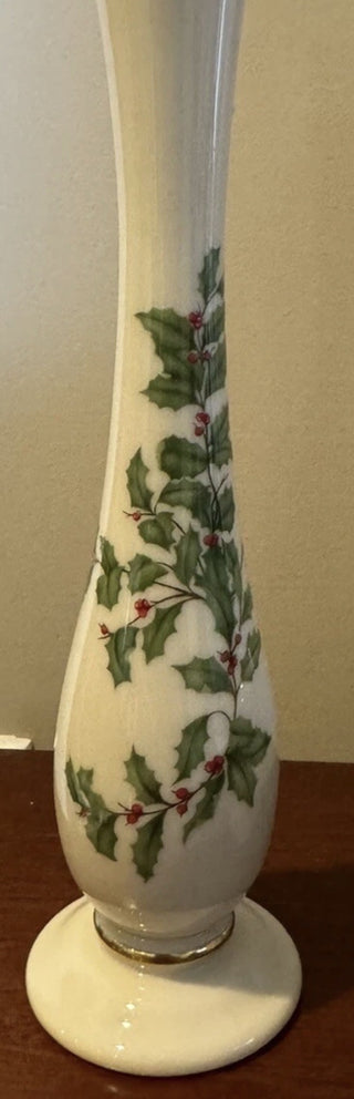 Leonox Holiday Bud Vase 7" Holly Berry Motif Christmas Gold Trim made in the USA #62 VV MTS|127814
