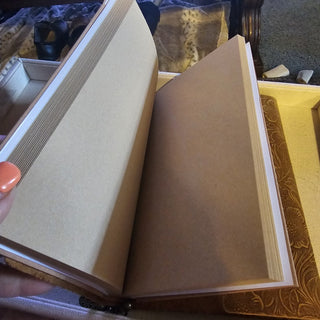 LIGHT BROWN LEATHER EMBOSSED JUNK JOURNAL|87788