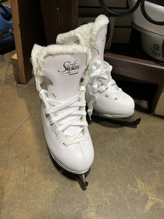 Girls Size 12 (Juvenile) Ice Skates (NEW) RCD|122719