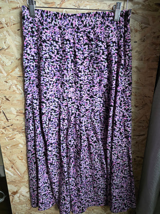 NEW - Women's - H&M Floral Skirt