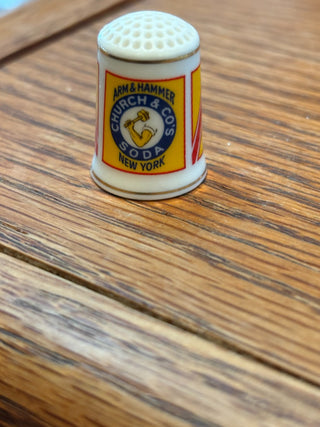 Vtg Thimble -Franklin Mint Porcelain "Arm & Hammer" RCD|113002