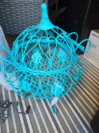 Chubby chic metal planter cage