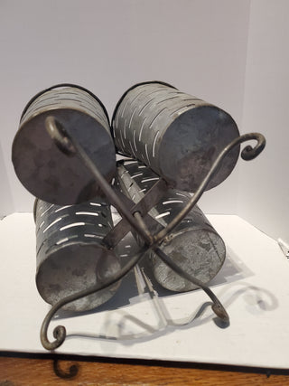 Spinning metal utensil holder