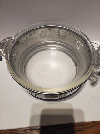 Pyrex bowl with silver stand/holder