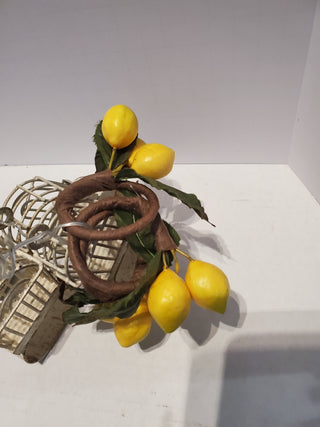 Birdcage and lemon napkin rings
