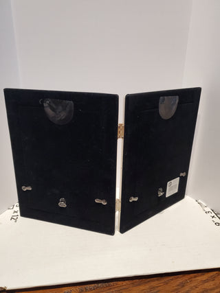 5x7 dual frame with hinge